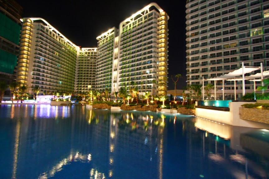 Azure Urban Resort Staycation Manilla Buitenkant foto
